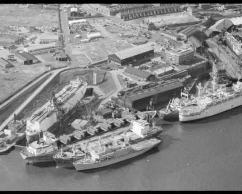 Smith's Dockyard Company Shipyard on the River Tyne 1973 Smith's Dockyard Company Shipyard on the River Tyne_Newcastle University Library 1973